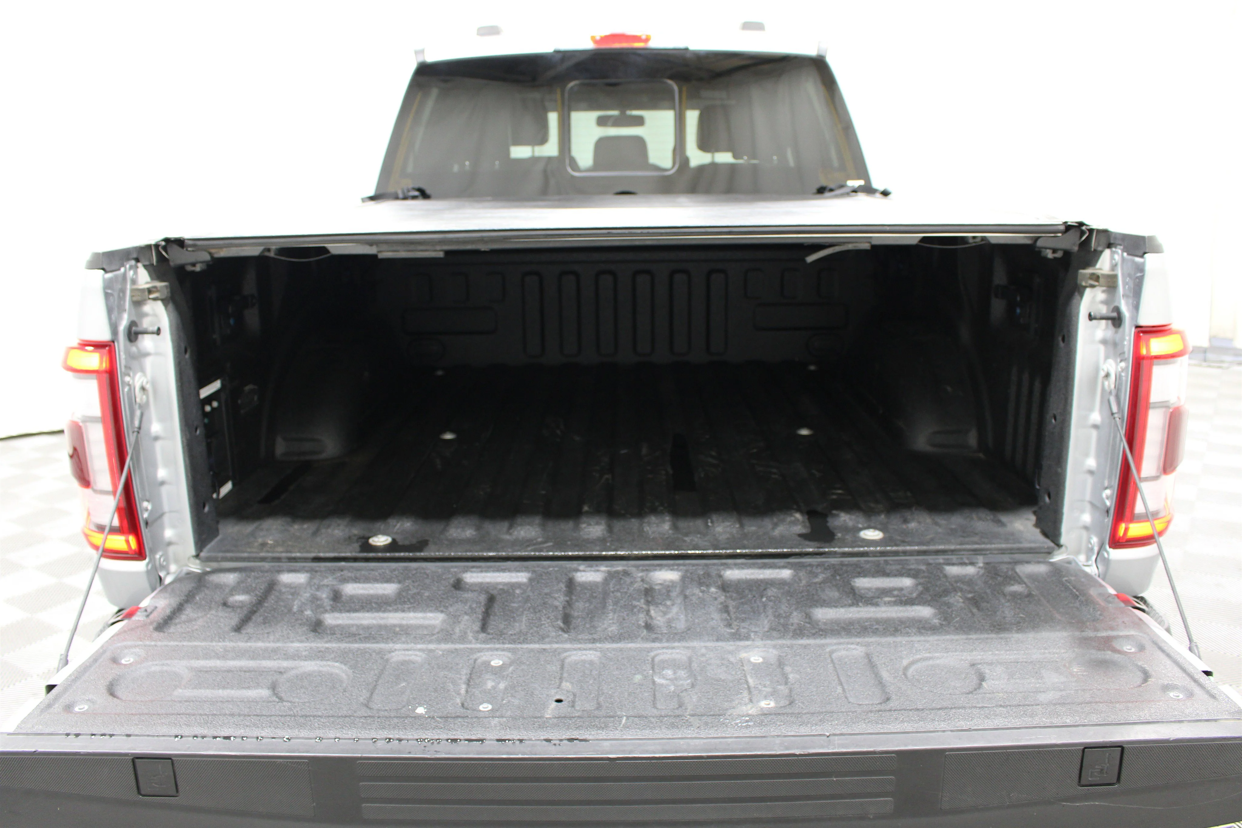 2023 Ford F-150 Lariat - Photo 23