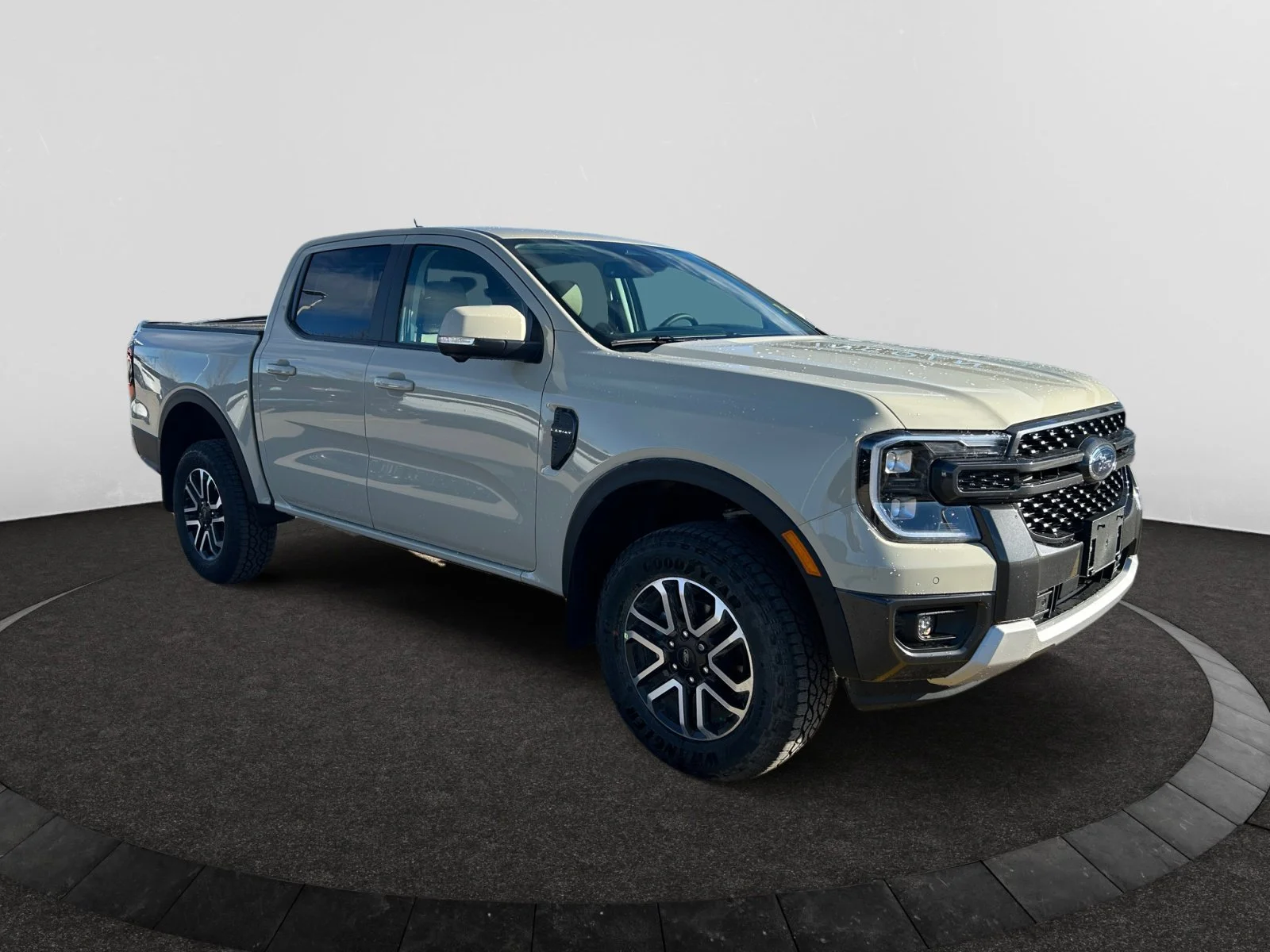 New 2025 Desert Sand Ford Lariat image 7