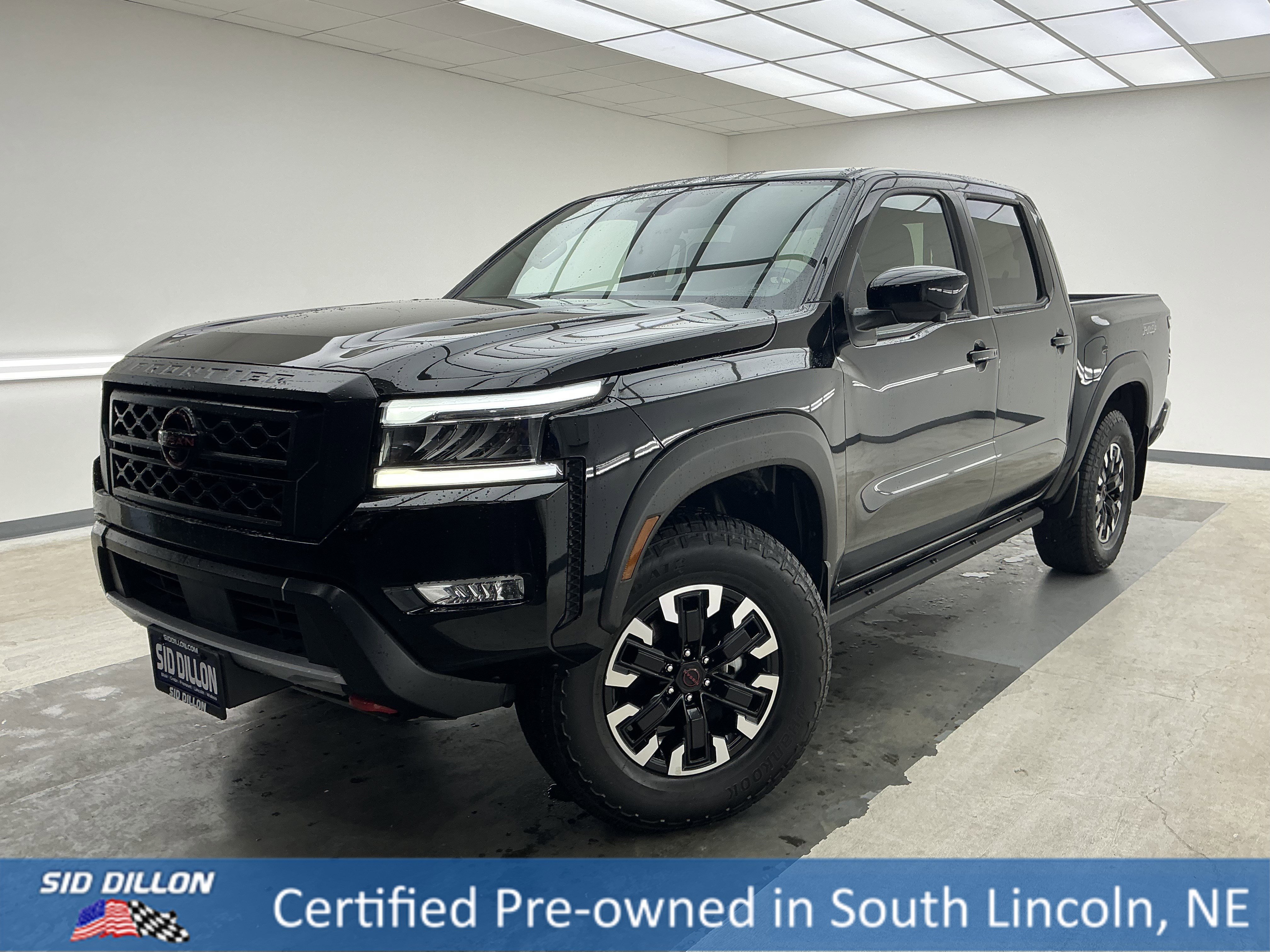 2024 Nissan Frontier PRO-4X Crew Cab 4X4's photo