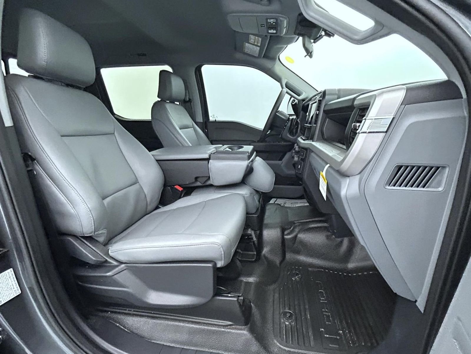 New 2026 Carbonized Gray Metallic Ford XL image 16
