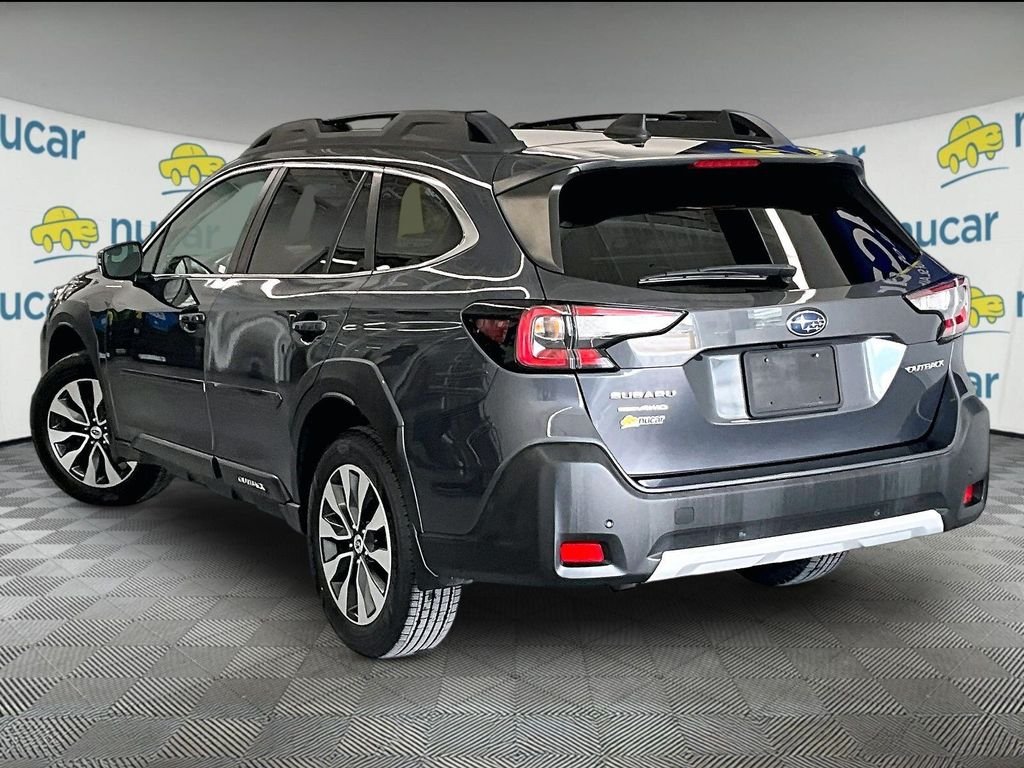 Used 2023 Magnetite Gray Metallic Subaru Limited image 4