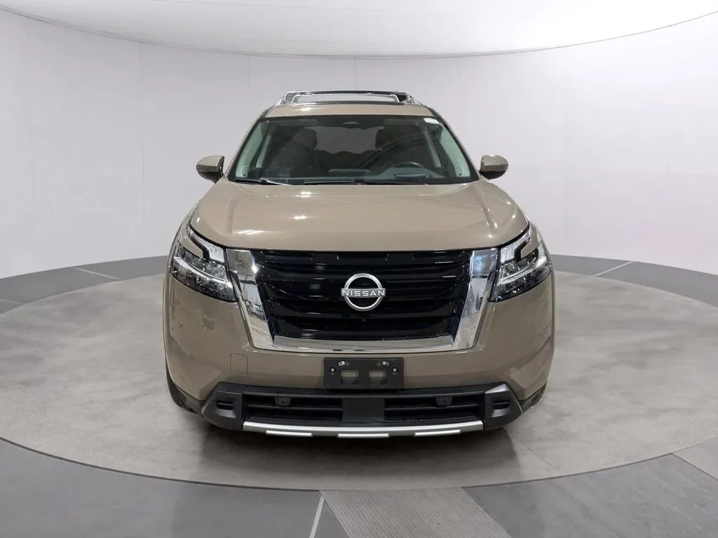 Certified Used 2023 Baja Storm Nissan Platinum image 8