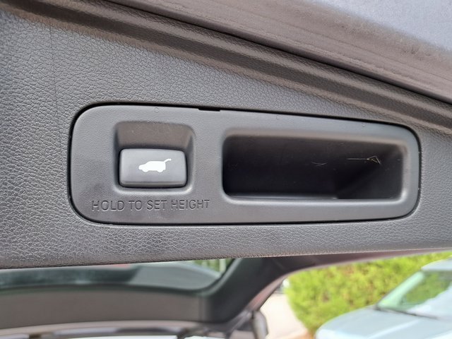 Used 2017 Gray Honda EX-L image 30