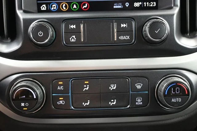 Used 2021 Gray Chevrolet LT image 23