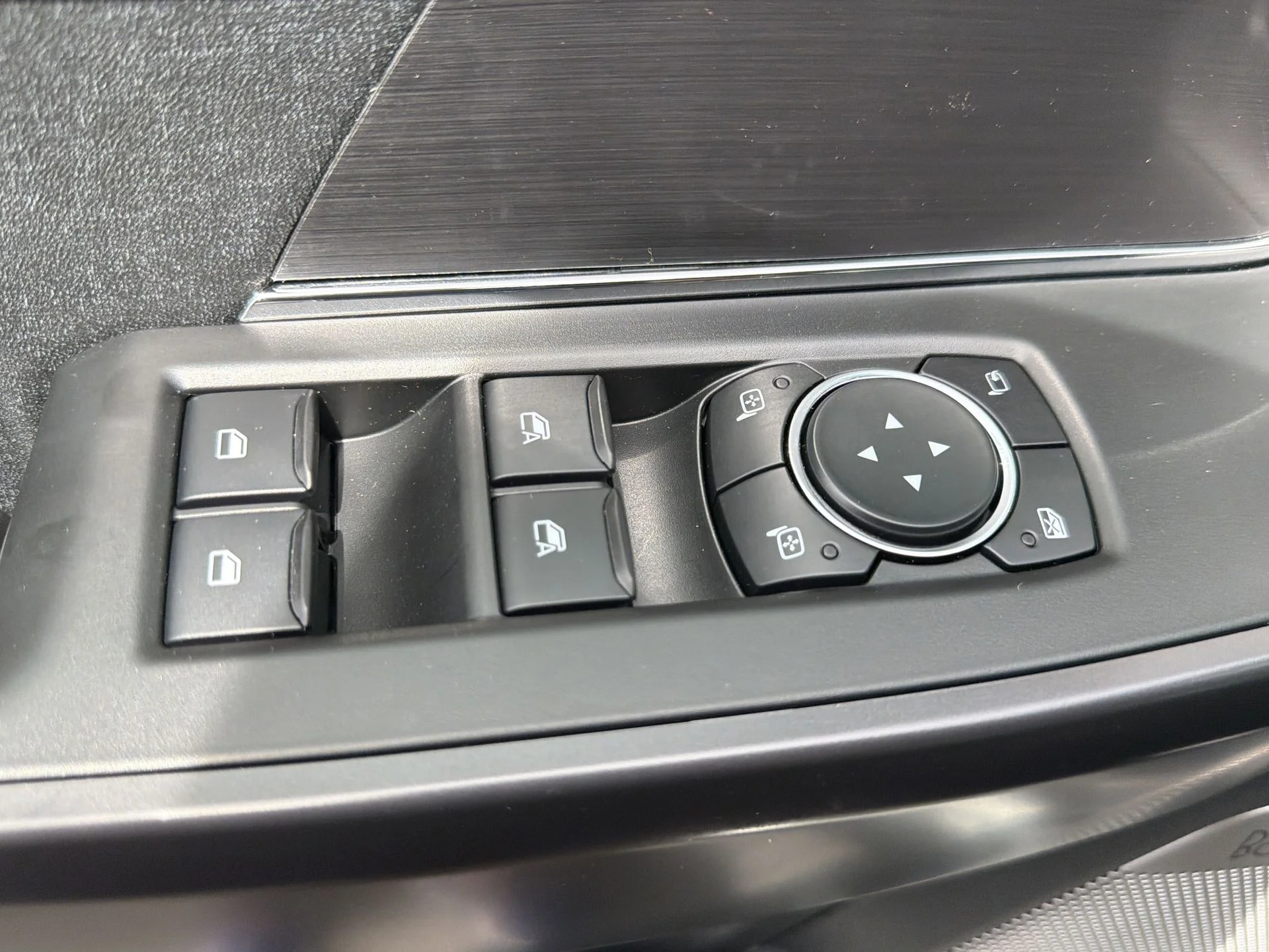 New 2026 Avalanche Ford Lariat® image 20