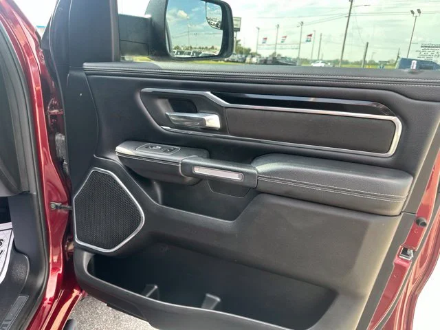 Used 2021 Delmonico Red Pearlcoat Ram Laramie image 12