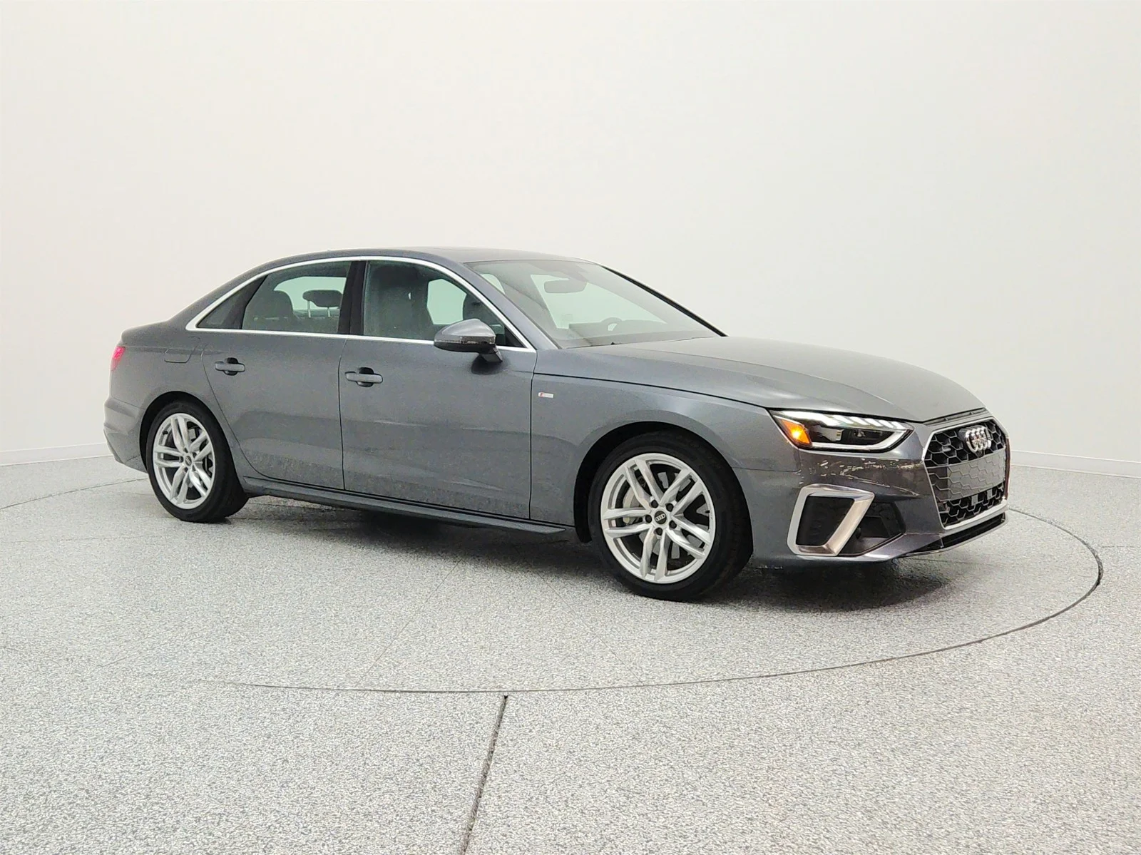 Used 2023 Daytona Gray Pearl Effect Audi S line Premium Plus 45 TFSI quattro image 3