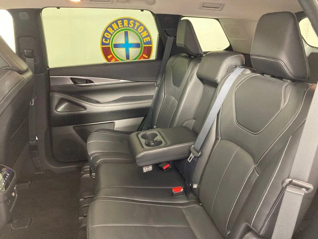 Used 2023 Blue INFINITI LUXE image 19