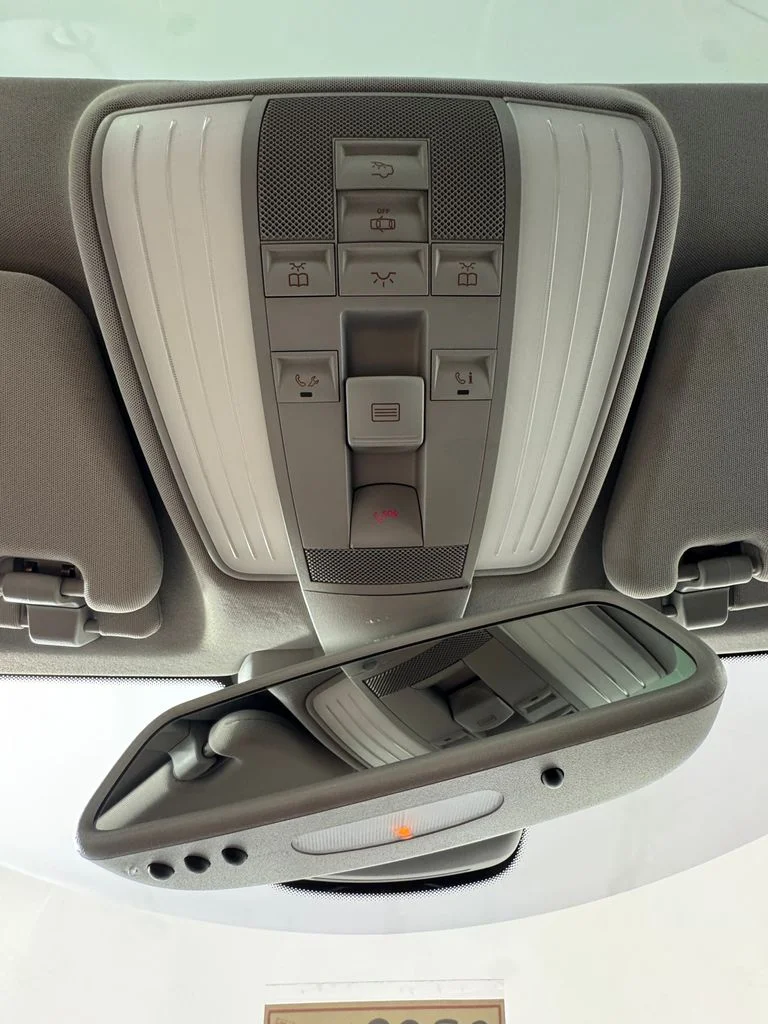 Used 2010 Iridium Silver Metallic Mercedes-Benz E 350 image 15