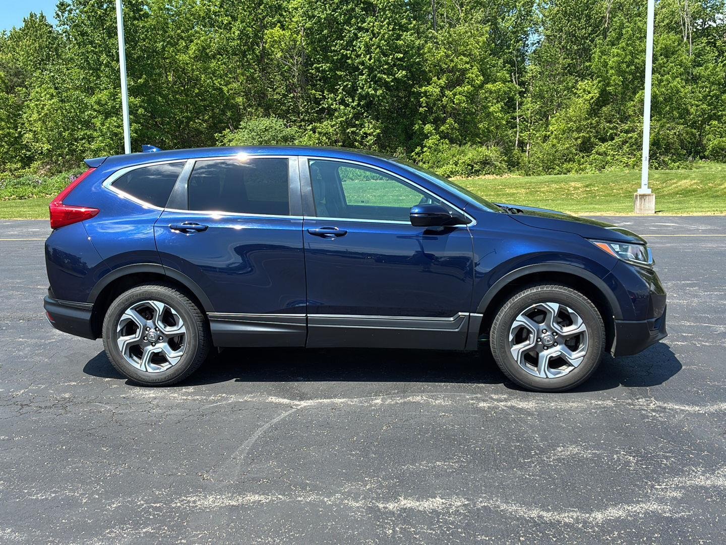 Used 2017  Honda EX image 14