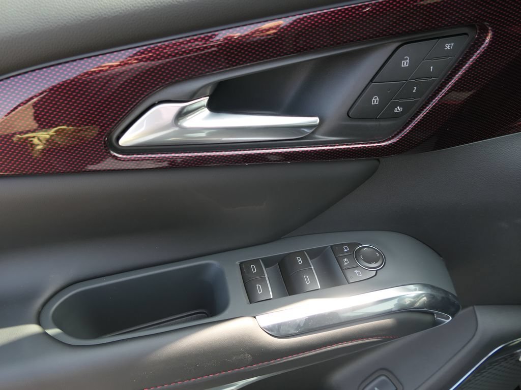 2027 Chevrolet Traverse RS - Photo 14