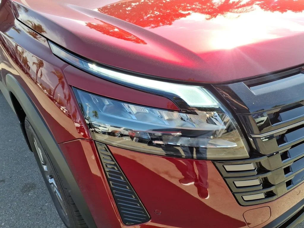 New 2026 Scarlet Ember Tintcoat Nissan SV image 3