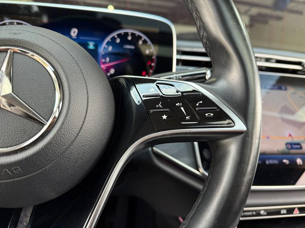 2025 Mercedes-Benz E-Class E350 - Photo 19