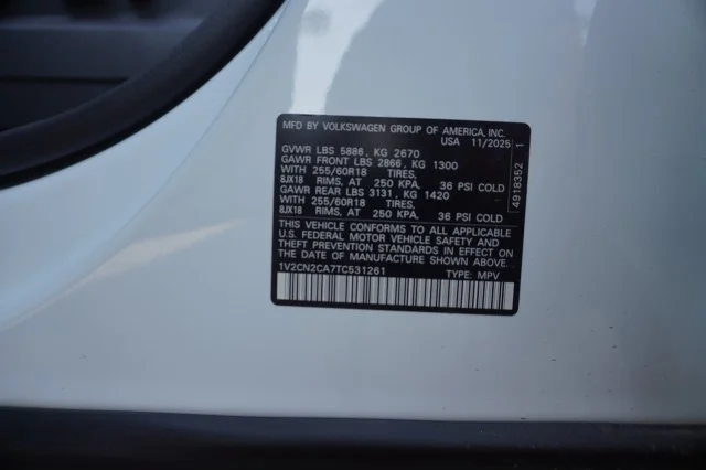 New 2026 Opal White Pearl Volkswagen 2.0T Peak Edition image 35