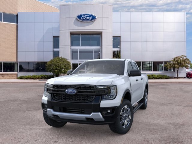 New 2026 Oxford White Ford XLT image 2