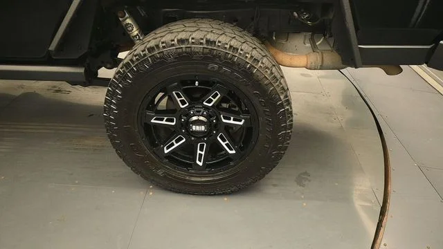 Certified Used 2021 Black Clearcoat Jeep Sport image 9