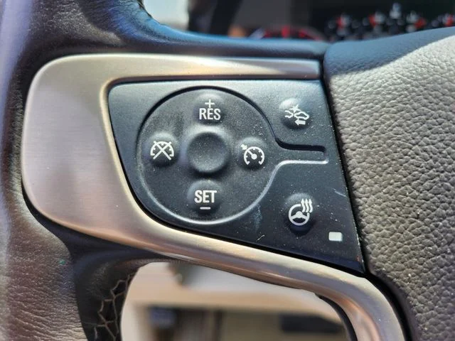 Used 2015 Black GMC Denali image 38