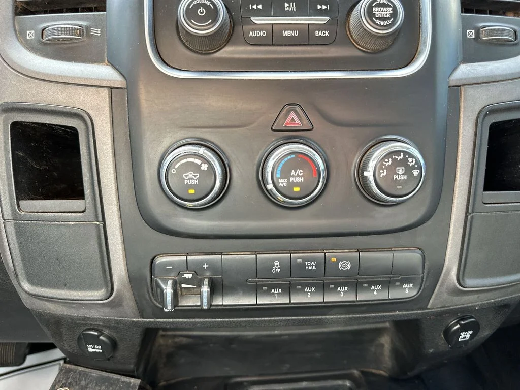 Used 2014 White Ram Tradesman image 23