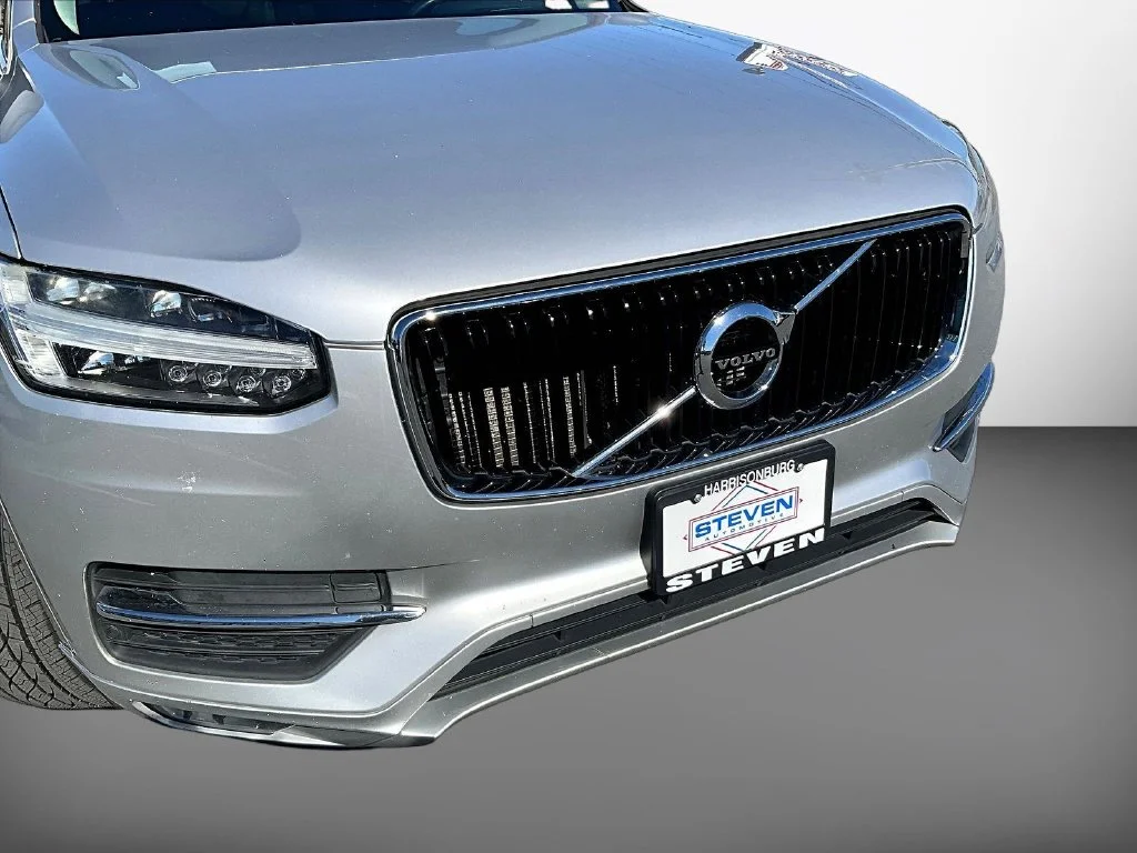 Used 2019 Silver Volvo T6 Momentum image 35