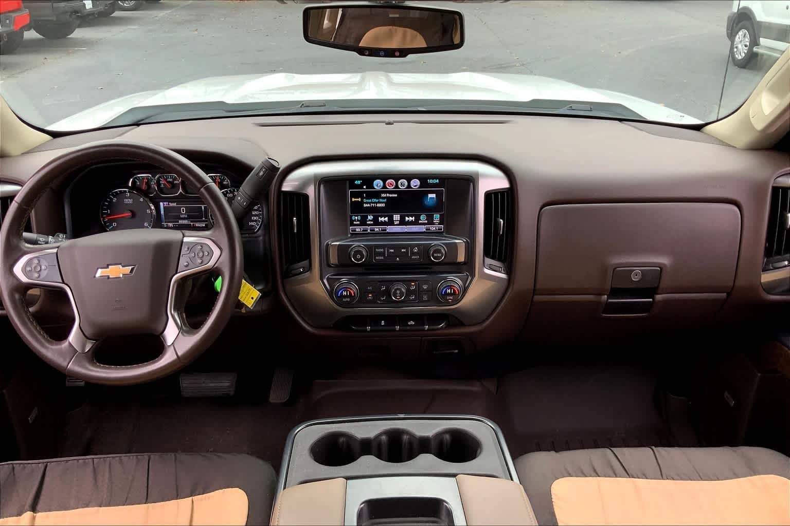 Used 2016 Iridescent Pearl Tricoat Chevrolet LT image 16