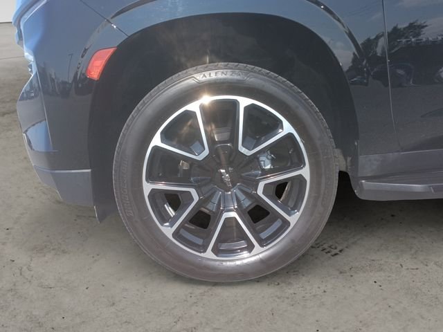 Used 2021 Black Chevrolet RST image 9