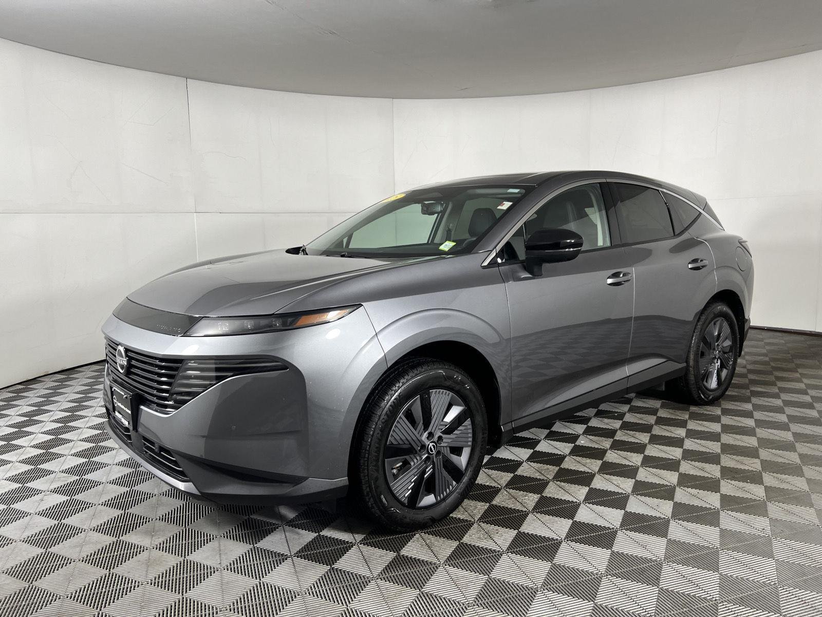 Certified Used 2025 Gun Metallic Nissan SL image 4