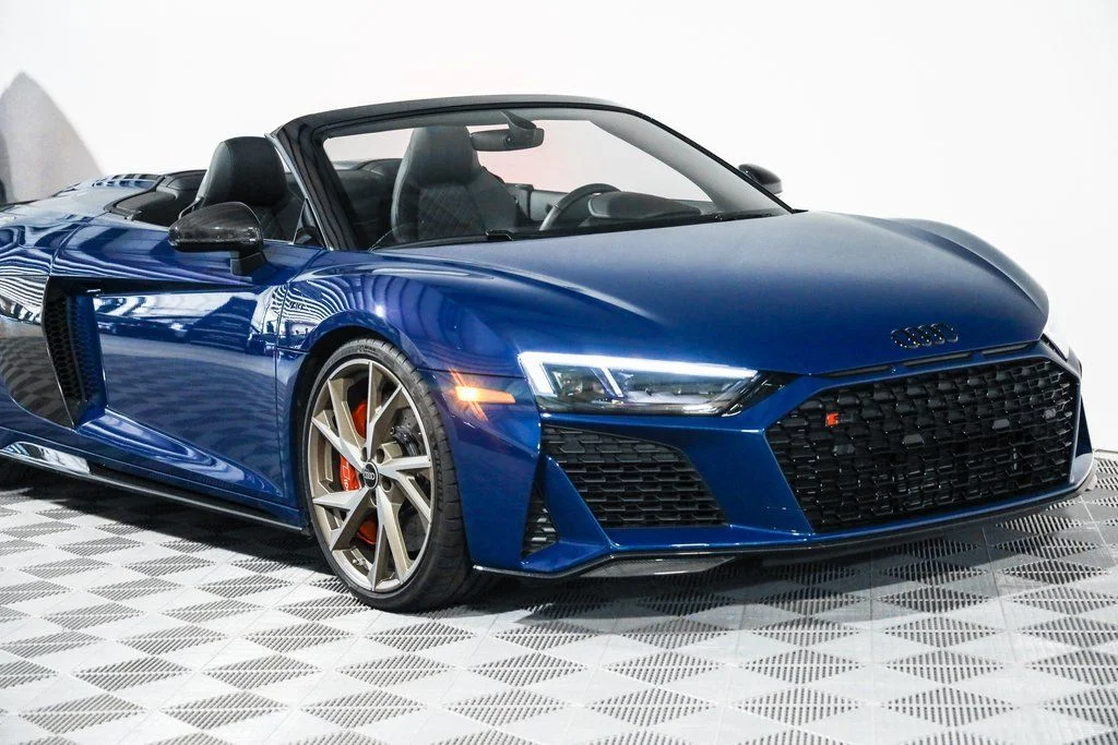 Used 2023 Blue Audi V10 performance image 10