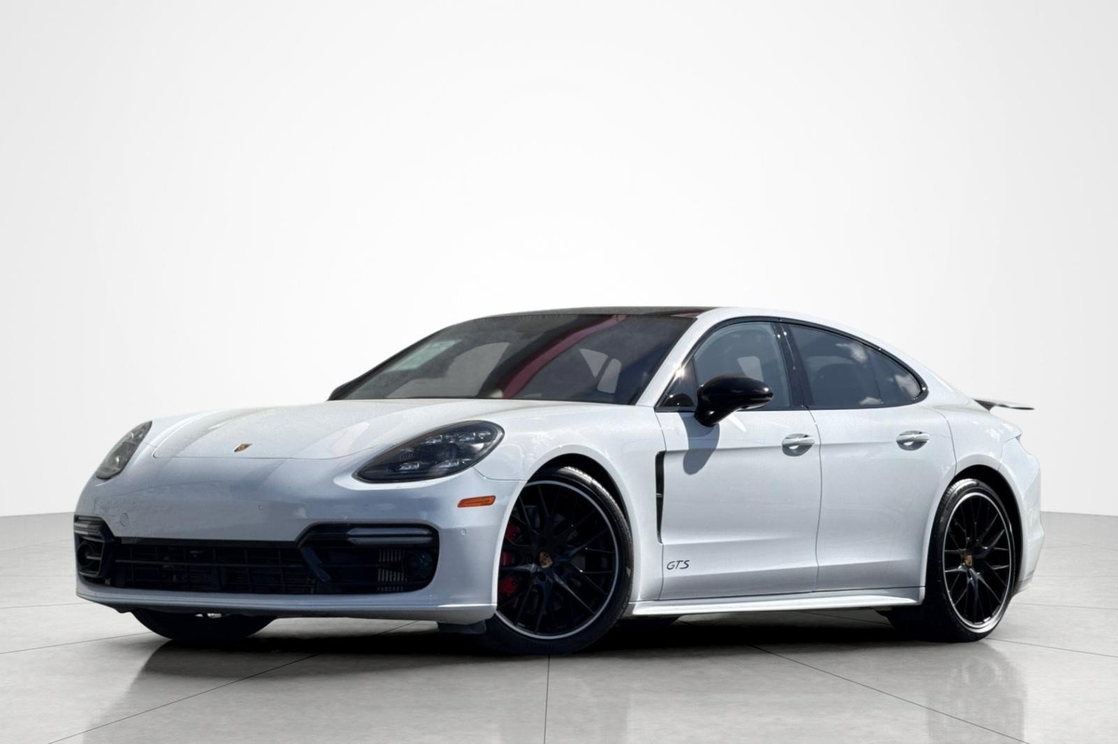 2020 Porsche Panamera GTS