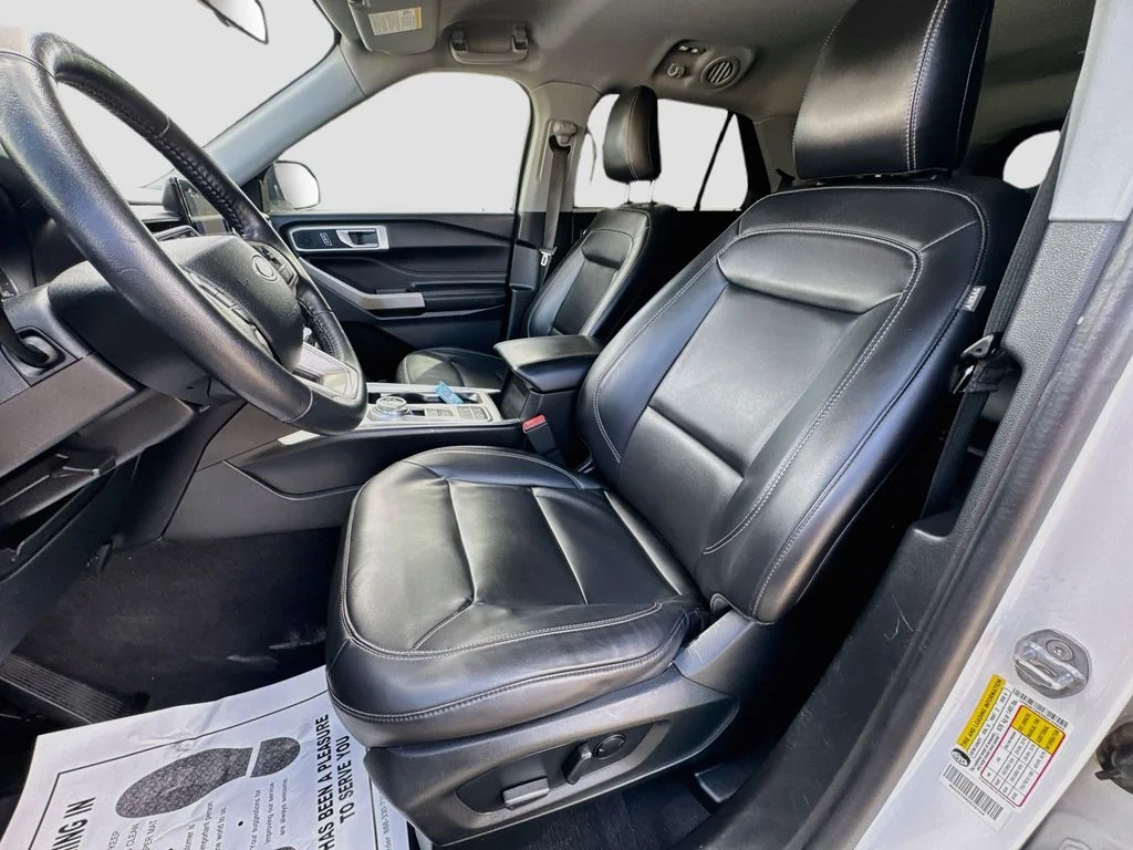 Used 2022 White Ford XLT image 25