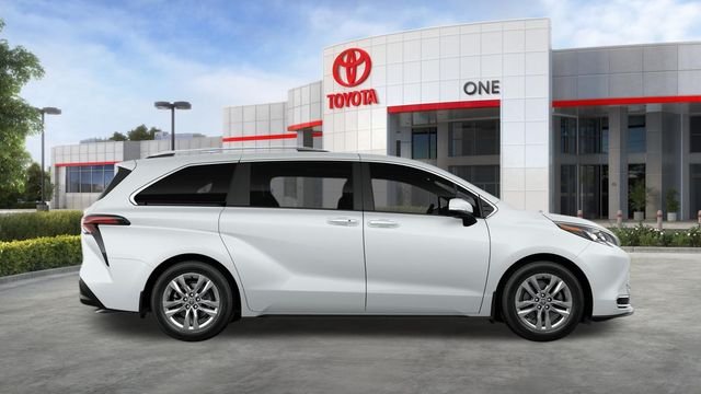 New 2026 Wind Chill Pearl <sup>1</sup> Toyota  Limited image 15