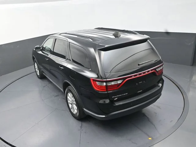 Used 2022 Black Dodge SXT image 15