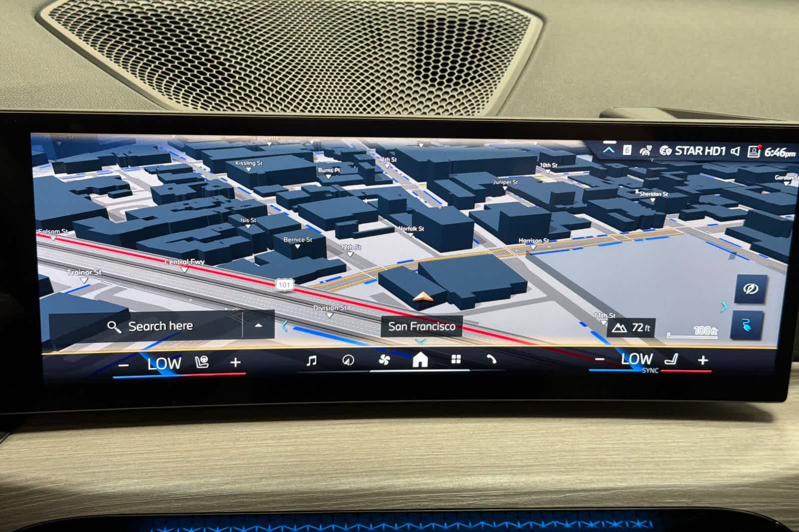 New 2026 Skyscraper Grey Metallic BMW eDrive40 image 18