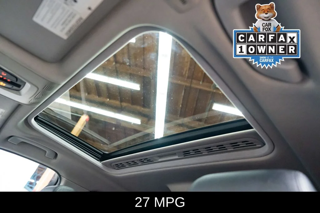 Used 2017 Black BMW 320i image 18