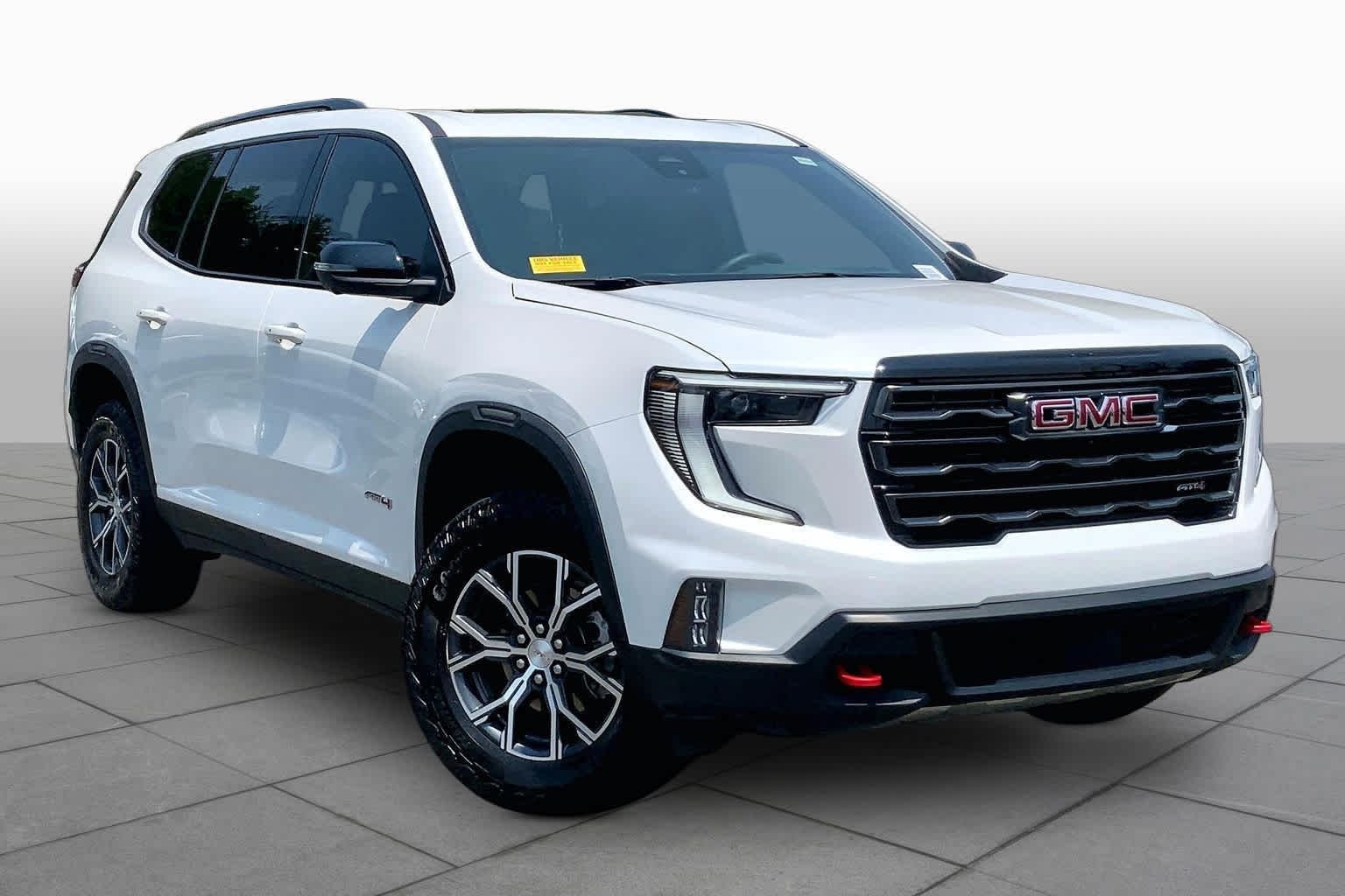 Used 2025 White Frost Tricoat GMC AWD AT4 image 2