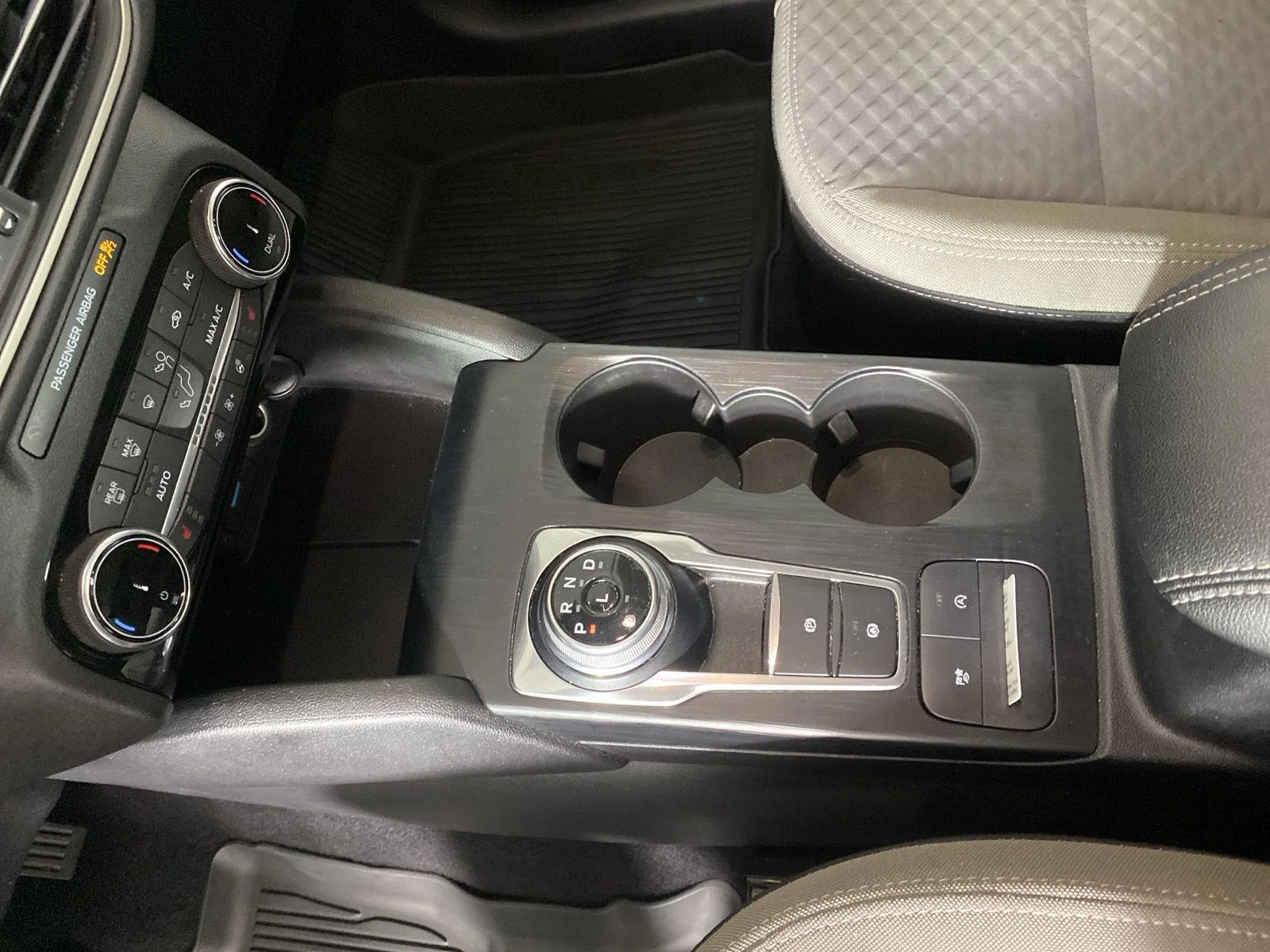 Used 2022 Carbonized Gray Ford SE image 25