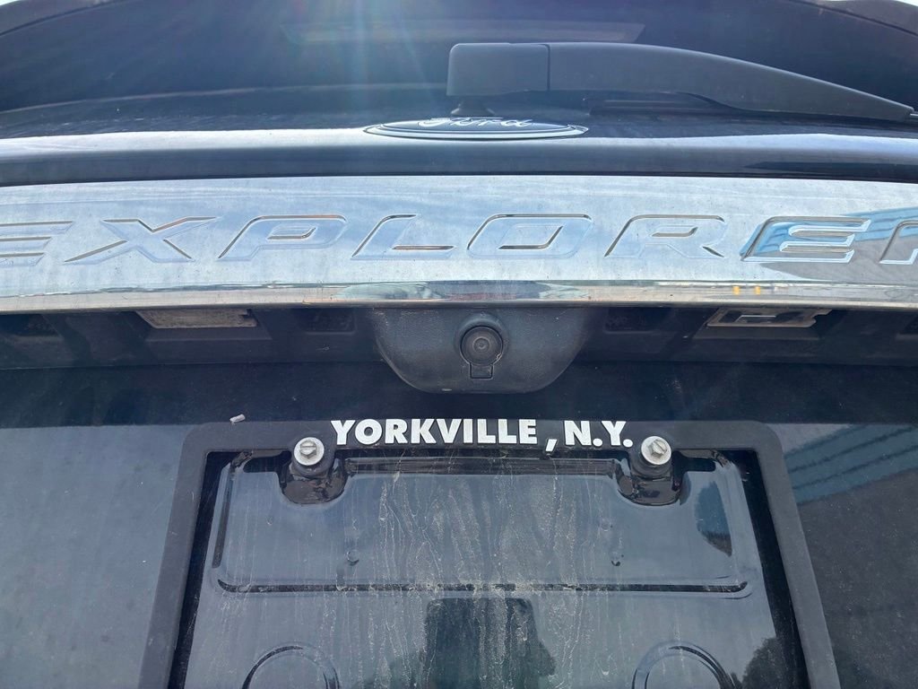 Certified Used 2023 Black Metallic Ford XLT image 10