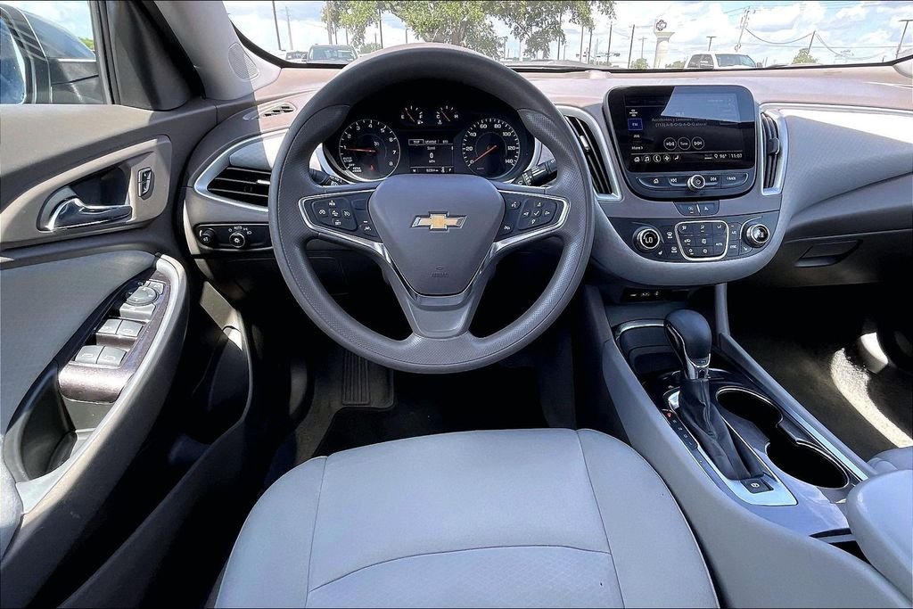 Used 2024 Gray Chevrolet LT image 8