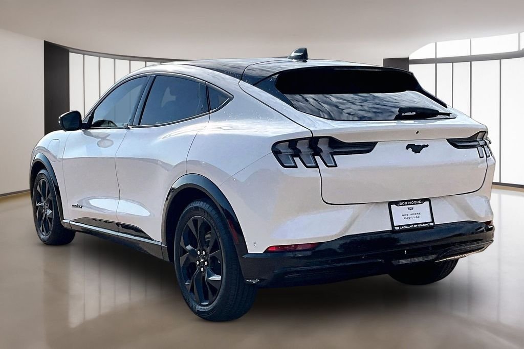 Used 2023 White Ford Premium image 12