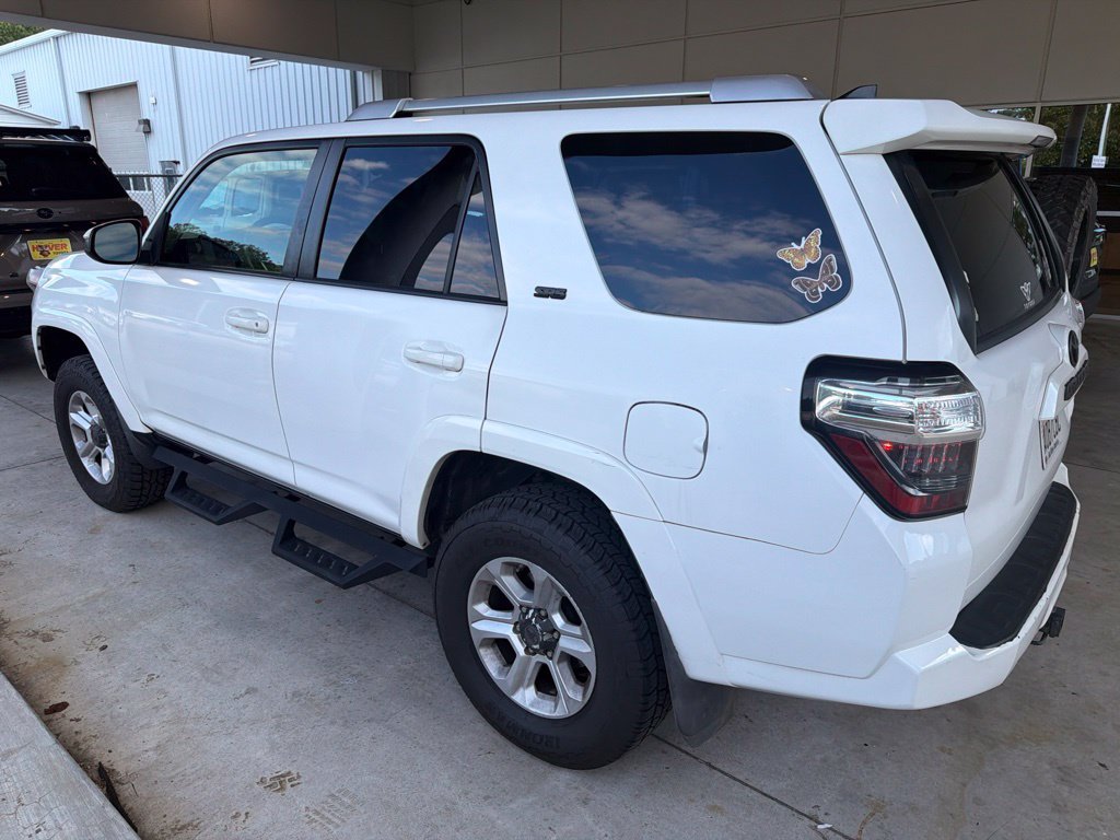 Used 2016 White Toyota  image 2