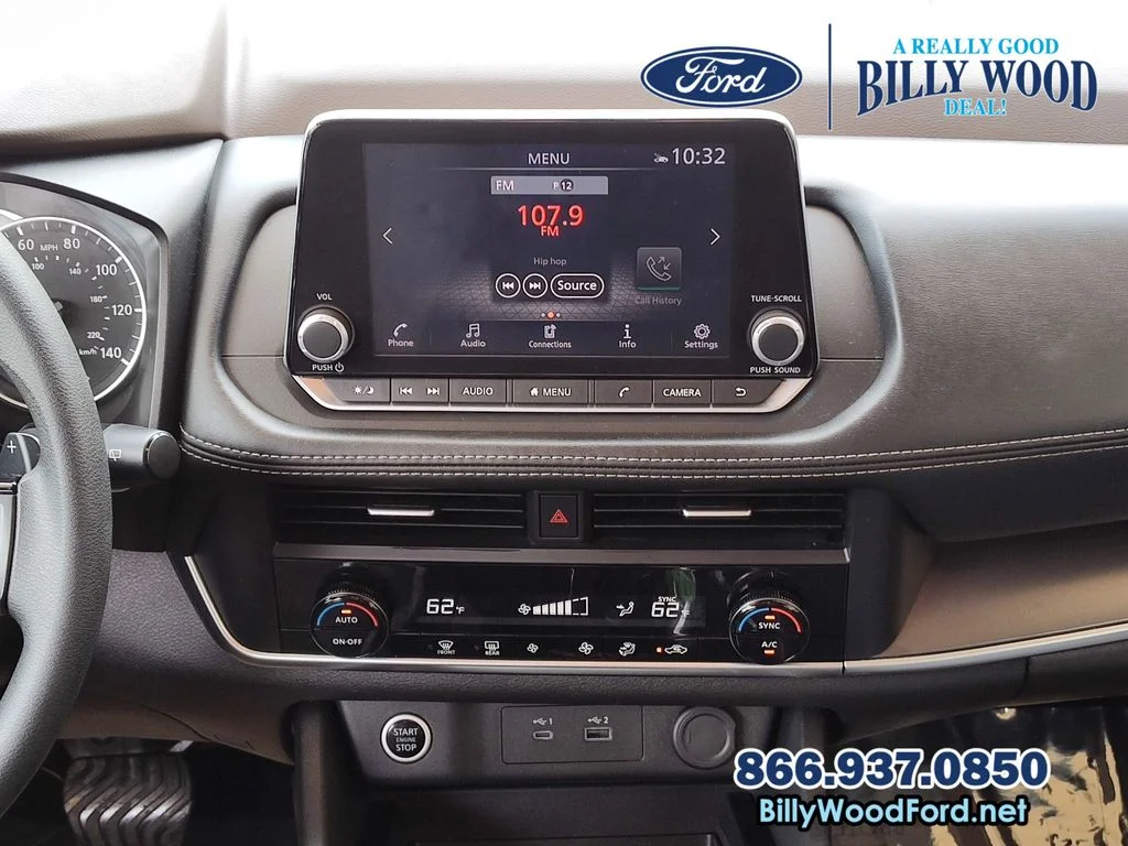 Used 2023 Gun Metallic Nissan SV image 18