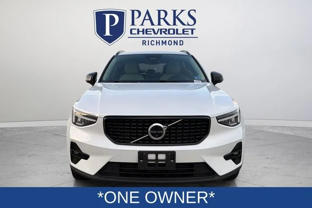 Certified Used 2023  Volvo Ultimate image 2