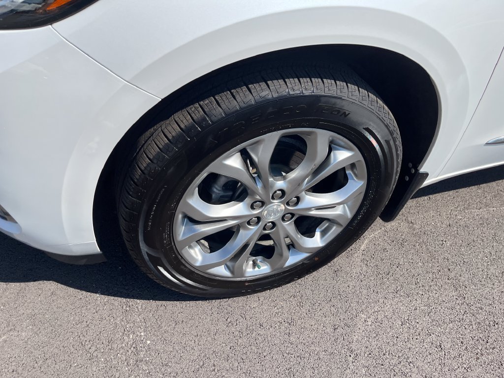 Used 2021 White Buick Avenir image 9