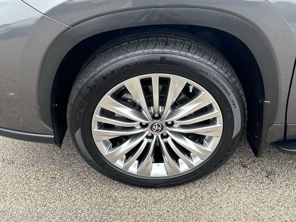 Used 2023 Gray Toyota Platinum image 44