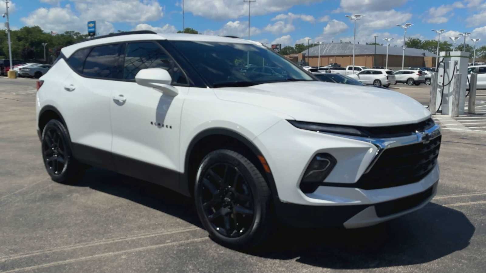 2024 Chevrolet Blazer 2LT - Photo 8