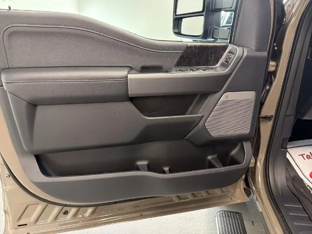 New 2026 Marsh Gray Ford F-250® Lariat® image 33