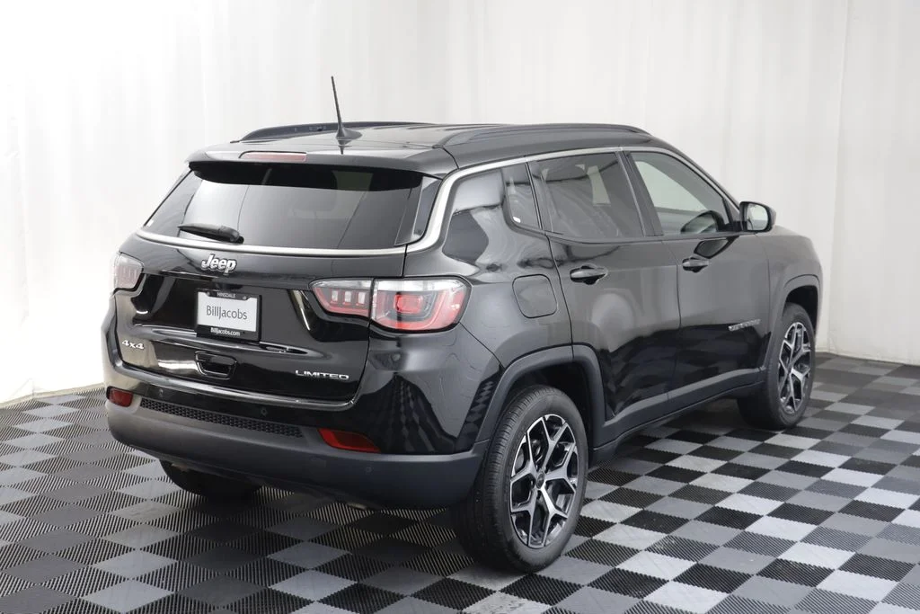 Used 2025 Black Jeep Limited image 18