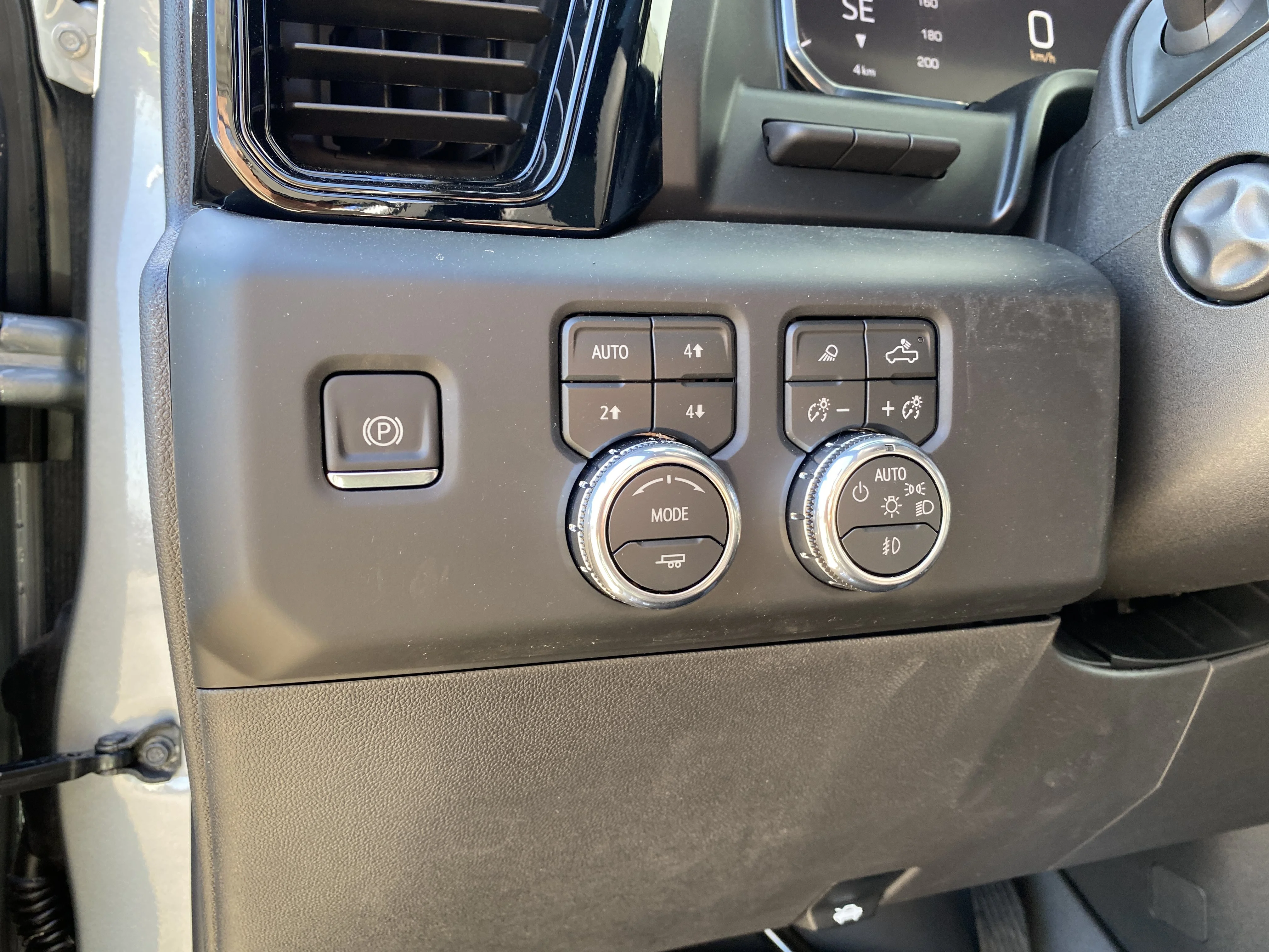 New 2026 STERLING METALLIC GMC AT4 image 27