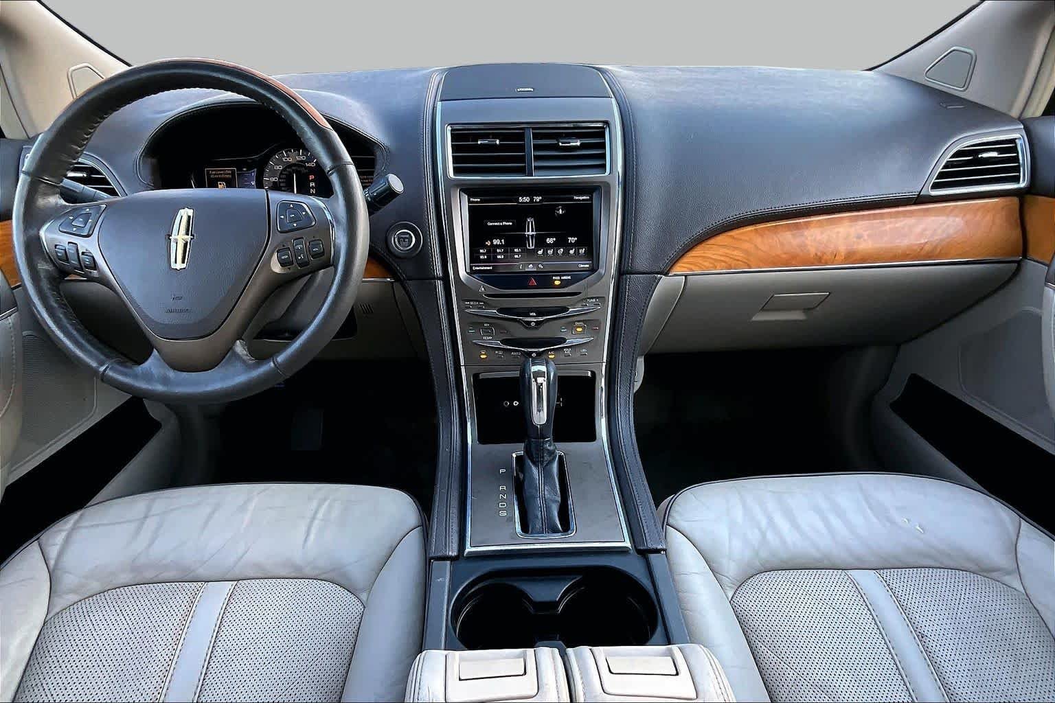 Used 2013 Kodiak Brown Lincoln  image 14