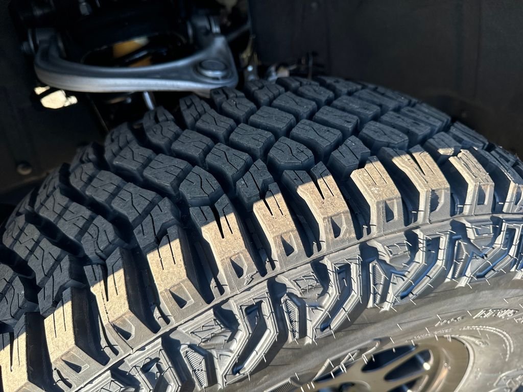 2025 Ford Bronco 4-Door Base - Photo 30