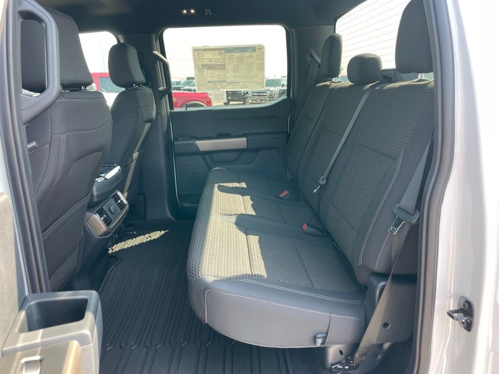 2025 Ford F-150 STX - Photo 8